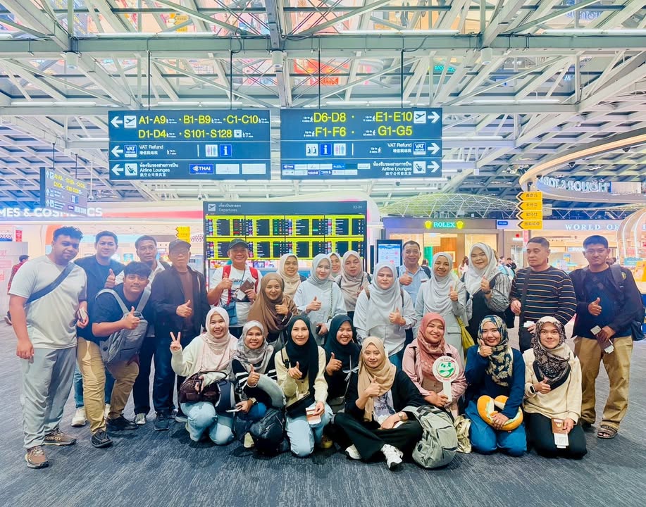 🇨🇳✈️ หลิงปิงทัวร์ จัดฮาลาลทัวร์ ฉงชิ่ง ให้กับ บริษัท ผลดีพาณิชย์ การก่อสร้าง เดินทางวันที่ 6-10 พ.ค. 2026 ลูกค้าทุกท่าน Happy ยิ้มแย้มร่าเริงแจ่ม…